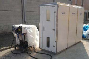 Camera di decontaminazione predisposta in ogni cantiere per bonifica eternit e rimozione amianto